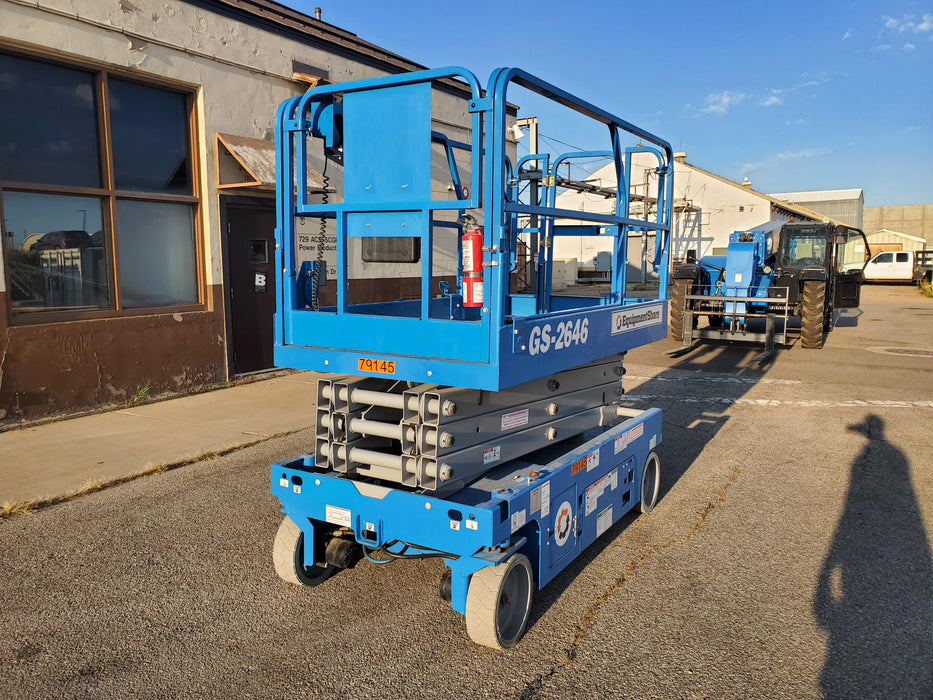 2019 Genie GS-2646 folding rails with full height swing gate