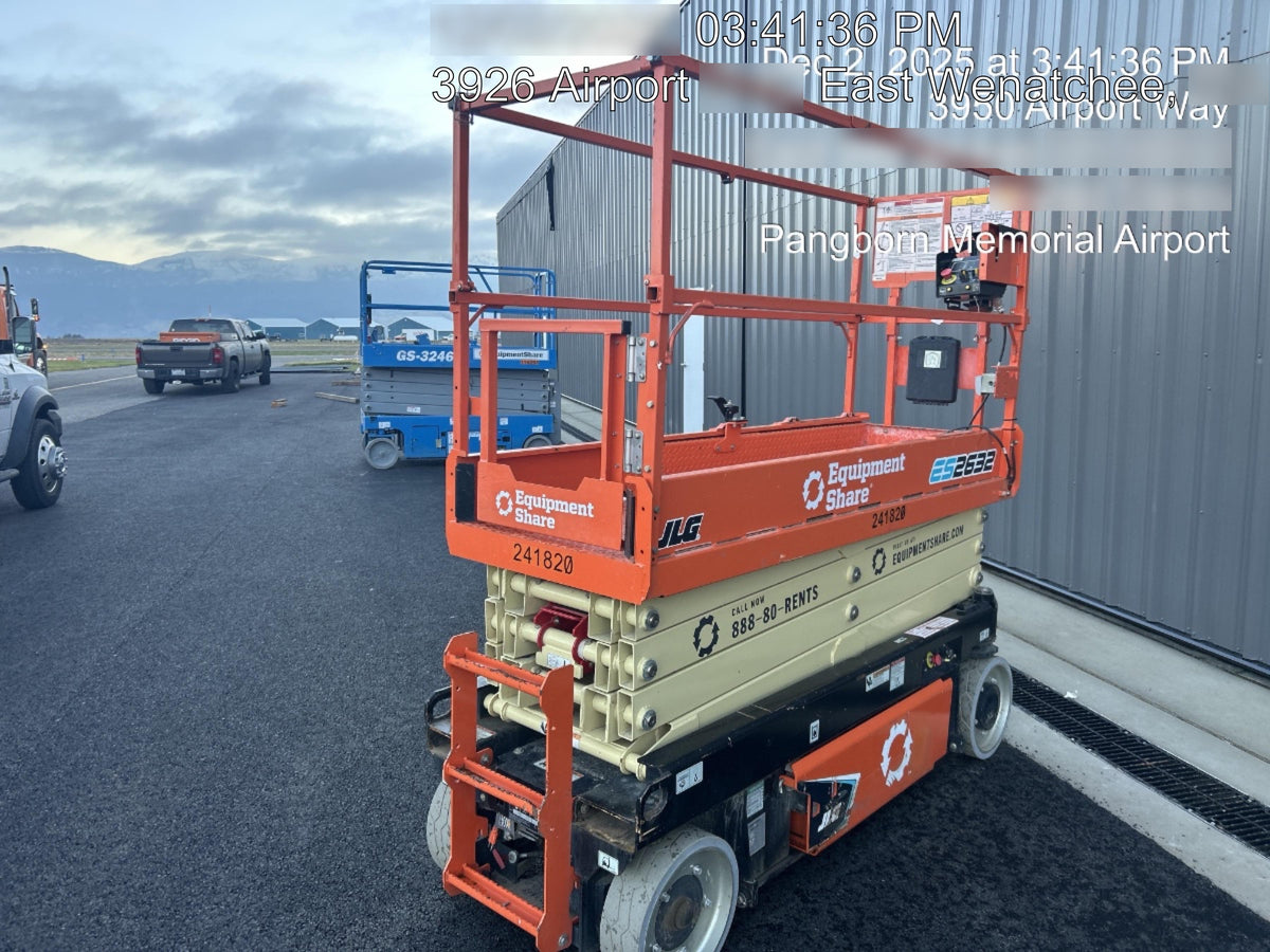 2022 JLG ES2632