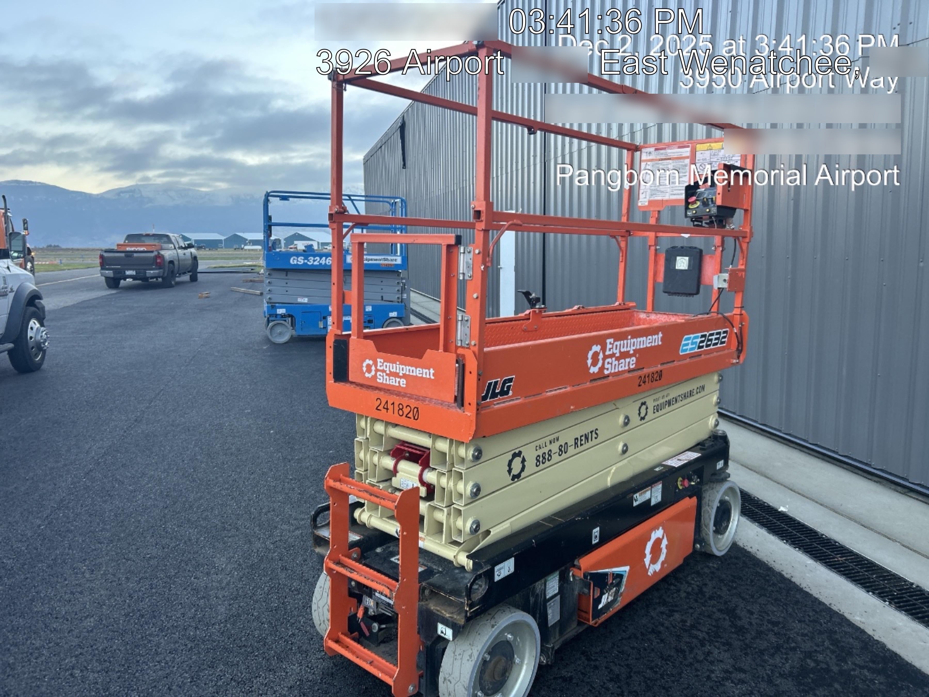 2022 JLG ES2632
