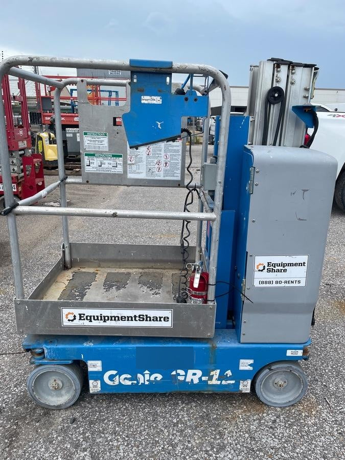 2020 GENIE GR-12