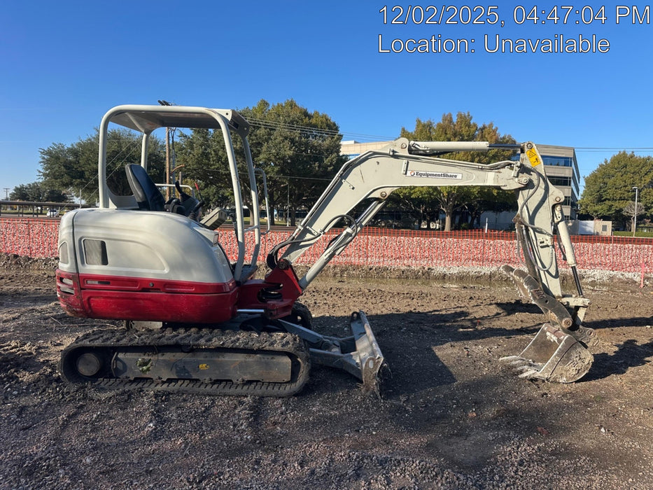 2021 TAKEUCHI TB235-2R