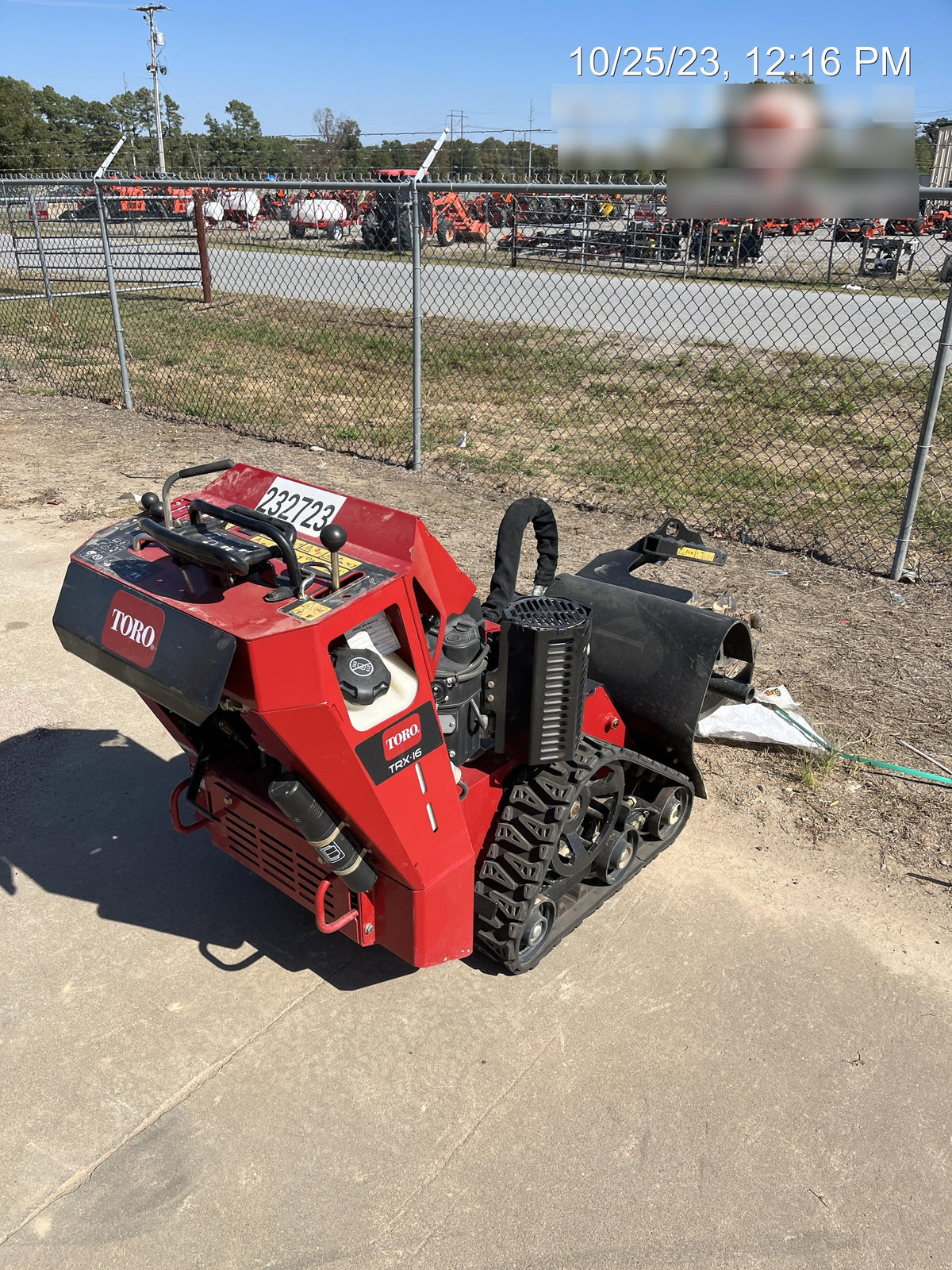 2022 TORO TRX-16