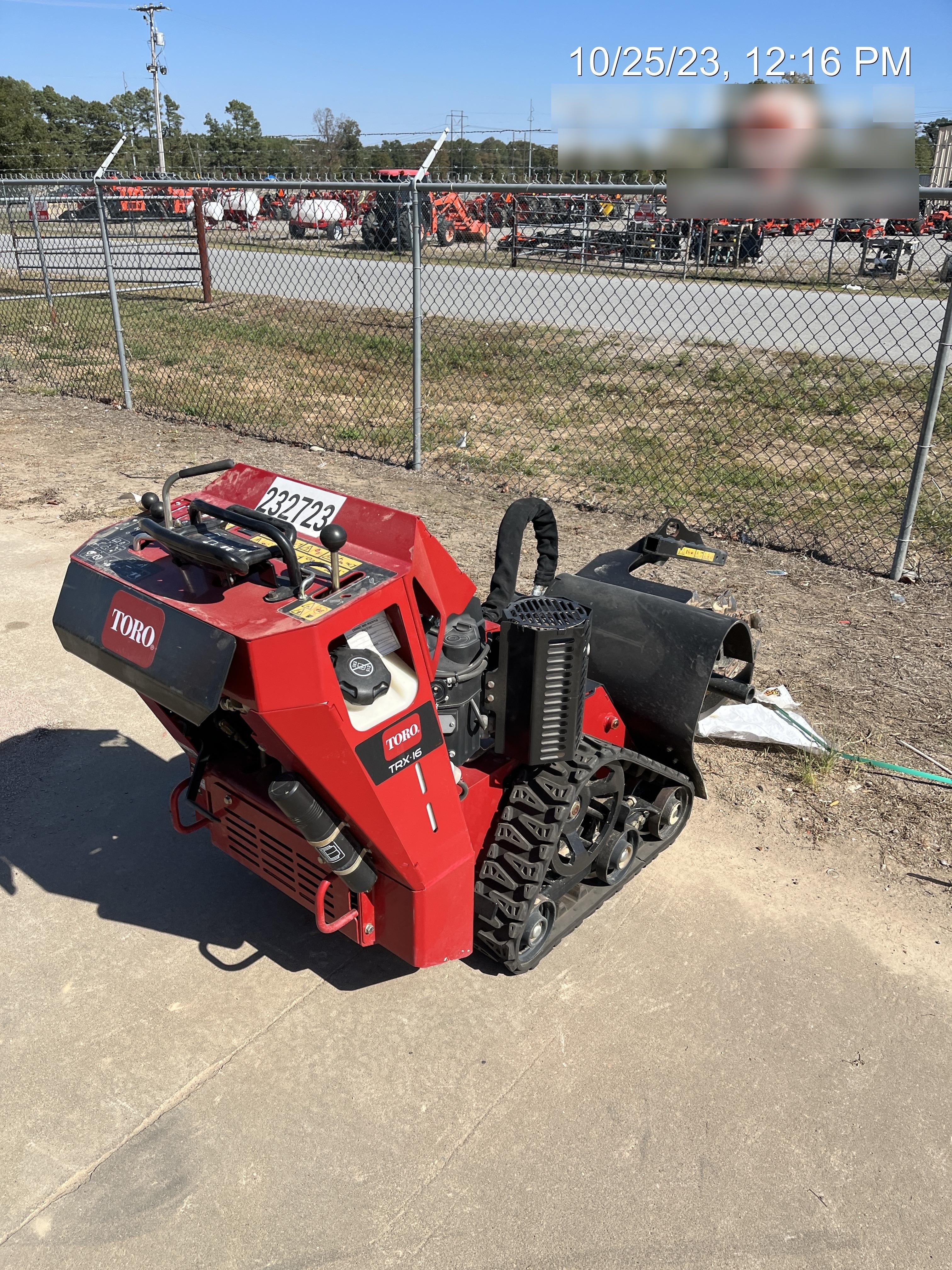 2022 TORO TRX-16