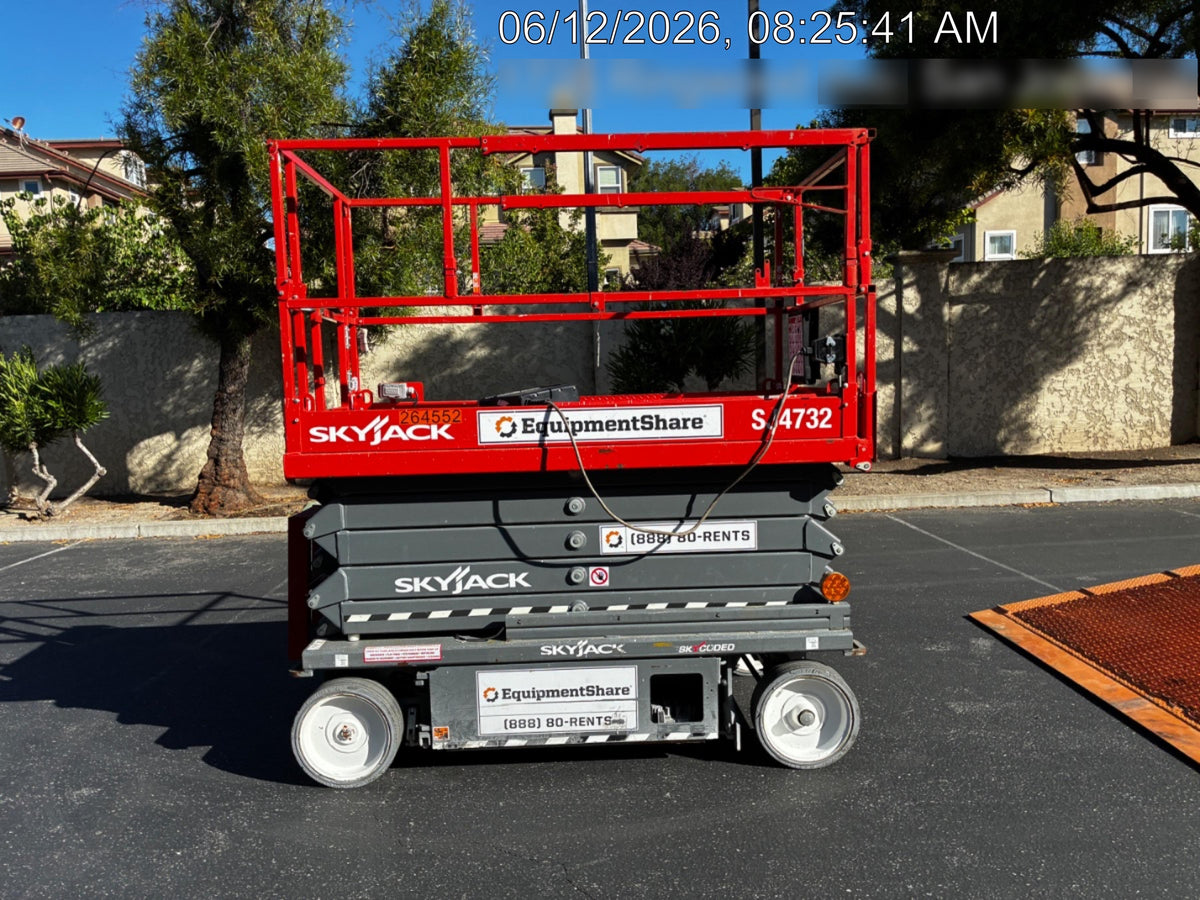 2022 SKYJACK SJ4732