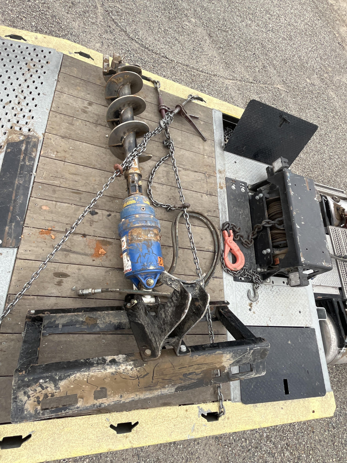 2023 AUGER TORQUE 3300-30