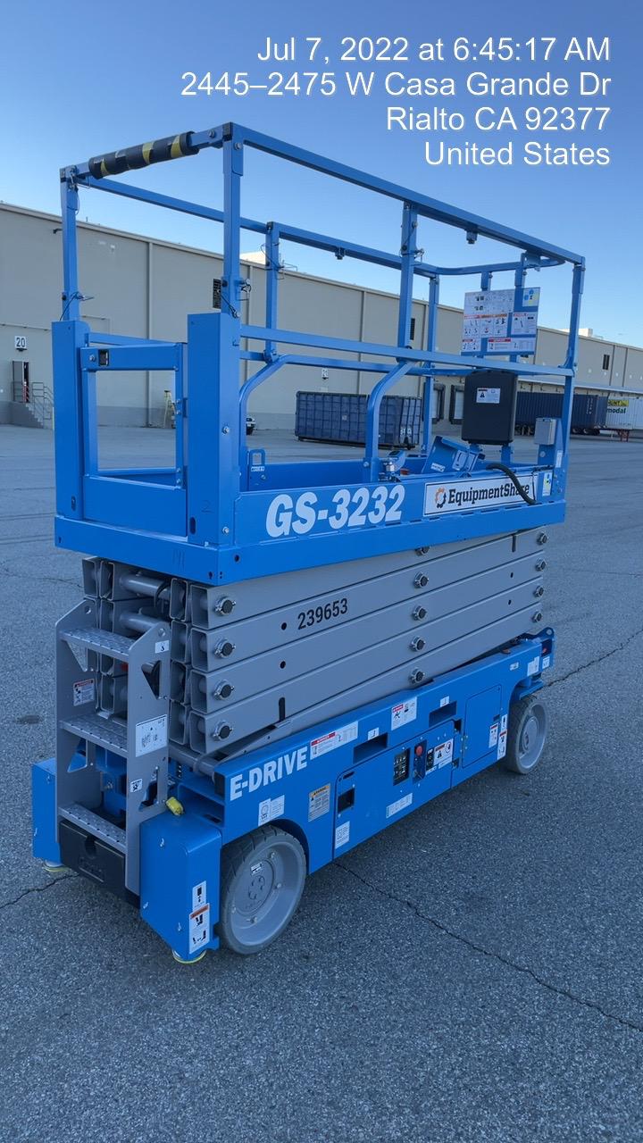 2022 GENIE GS-3232