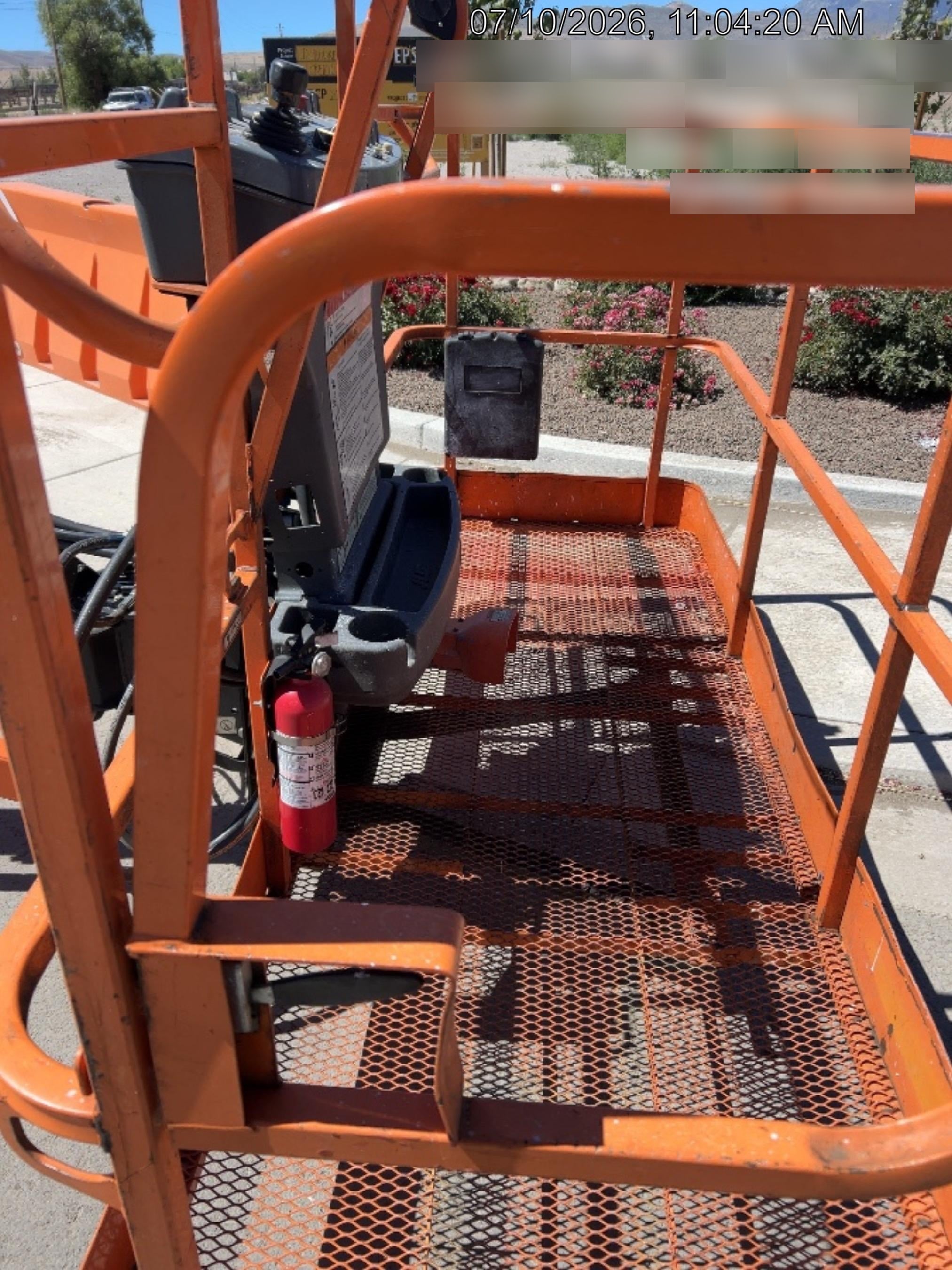 2020 JLG 660SJ
