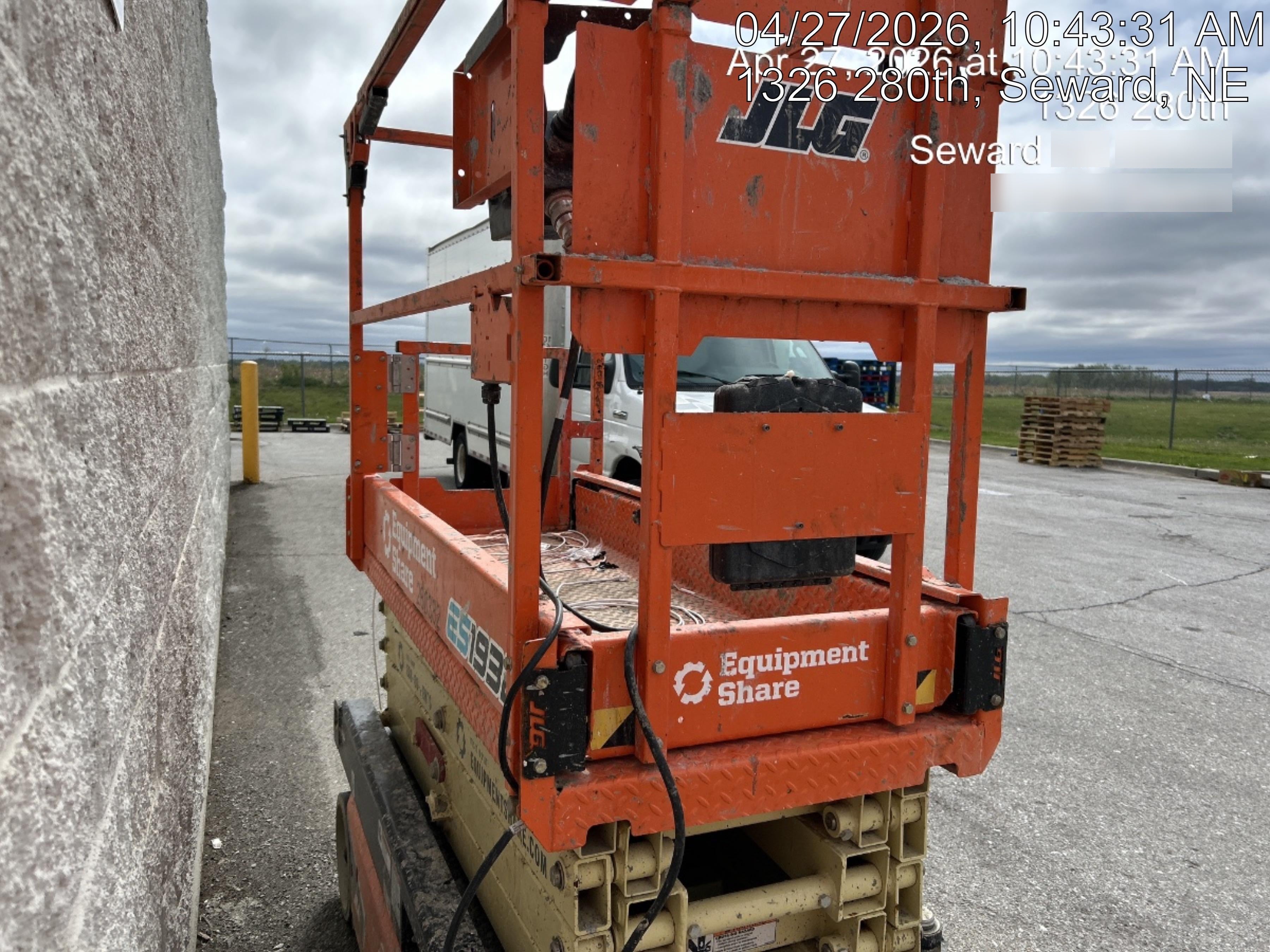 2022 JLG ES1932