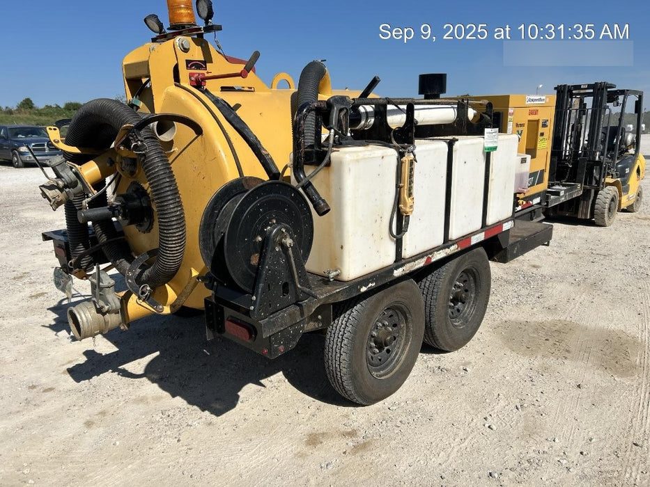 2022 VAC-TRON LP573XDT