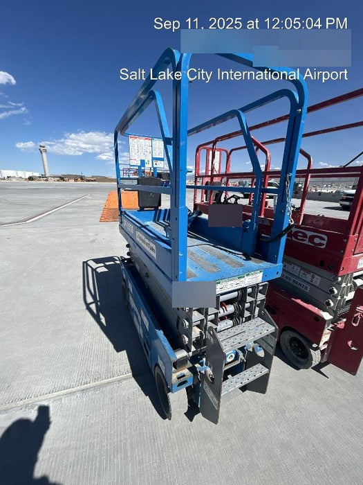 2019 Genie GS-1930 Fixed rails with chain Entry