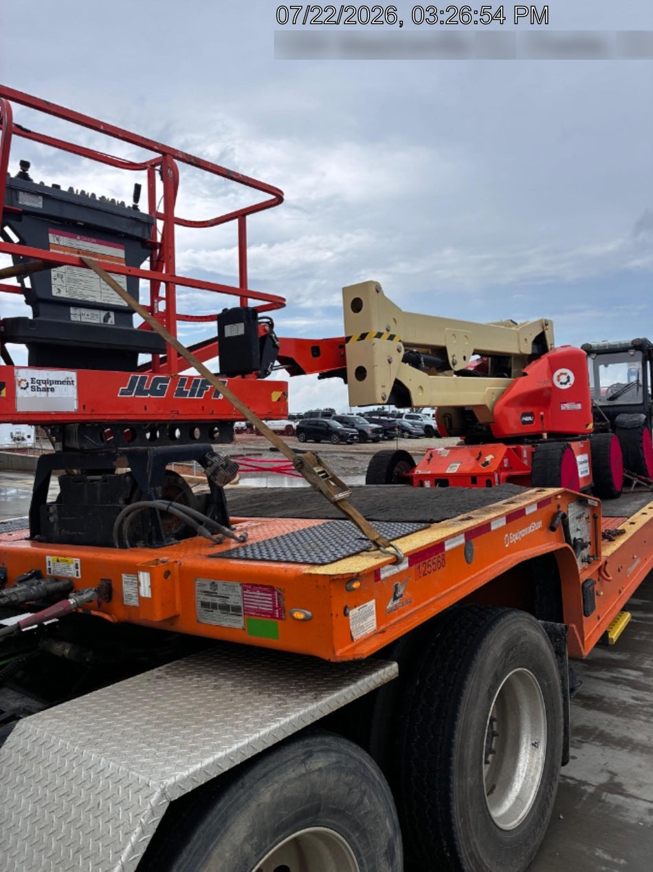 2022 JLG E450AJ