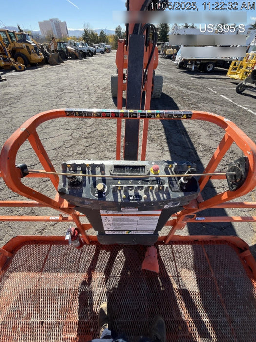 2019 JLG 860SJ