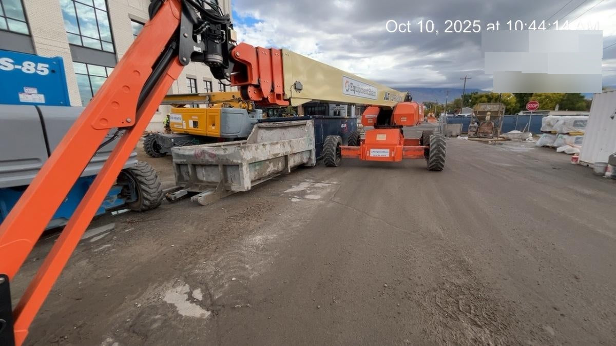 2019 JLG 1350SJP