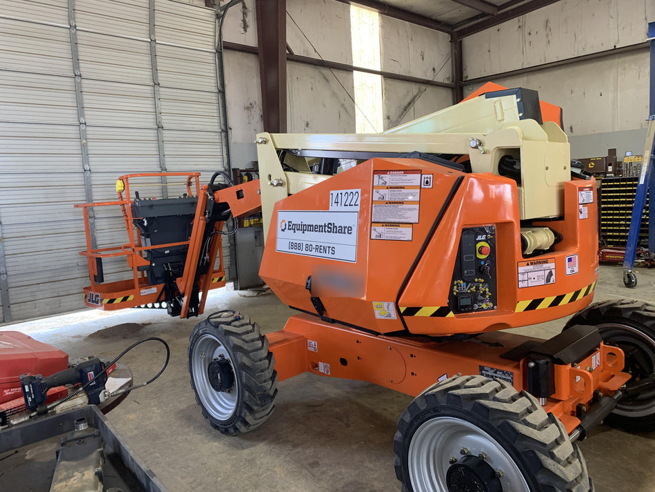 2021 JLG 340AJ