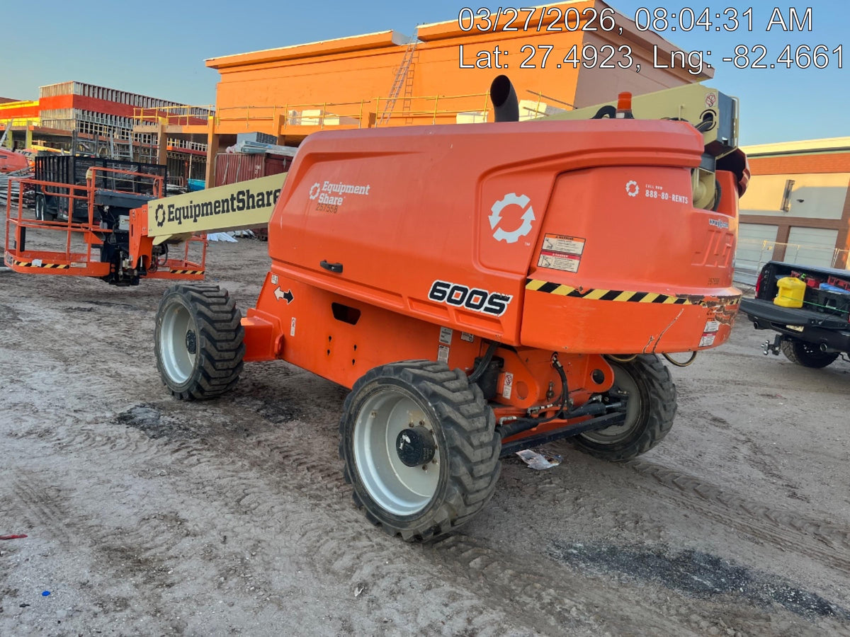 2022 JLG 600S