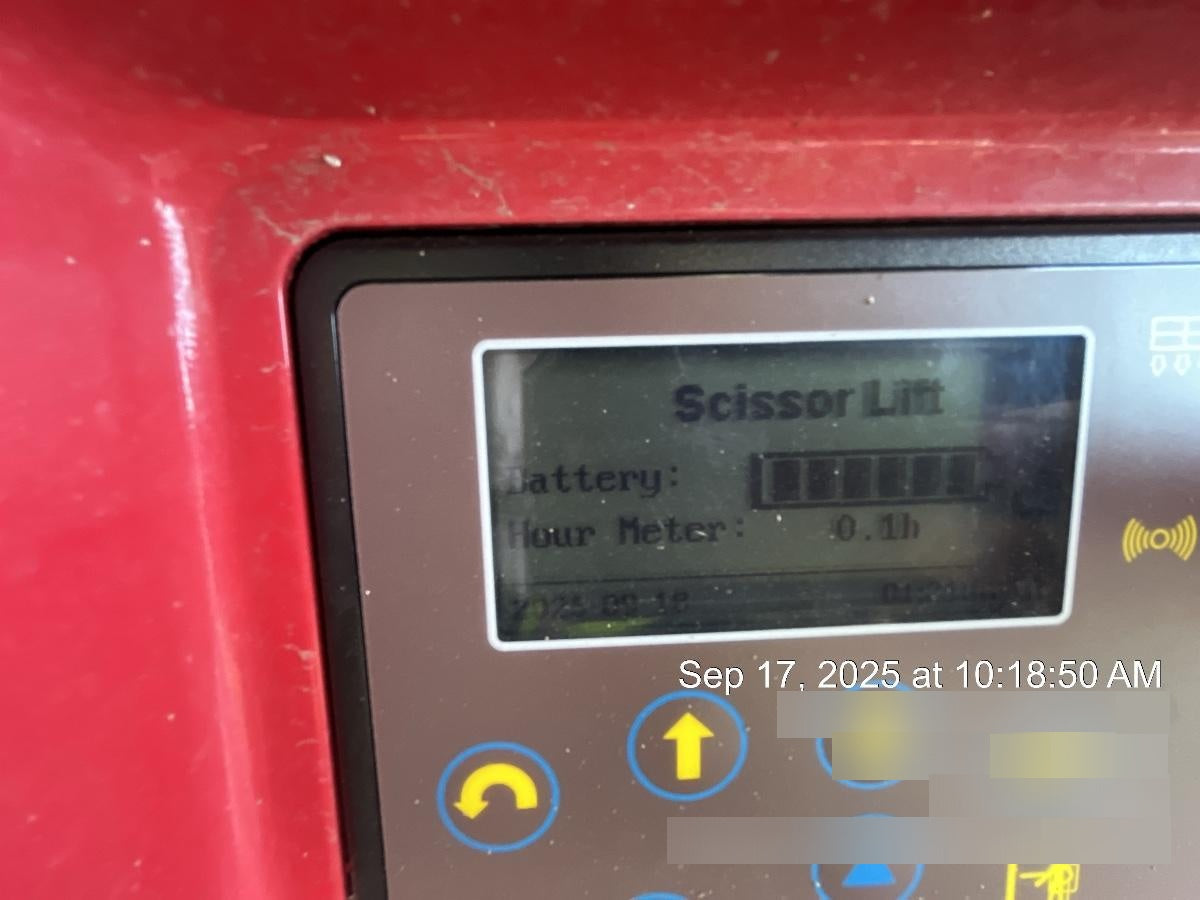2020 MEC 1330SE Solid NM Tires, Steel Swing out Doors, LCS, Beacon, 900W Inverter