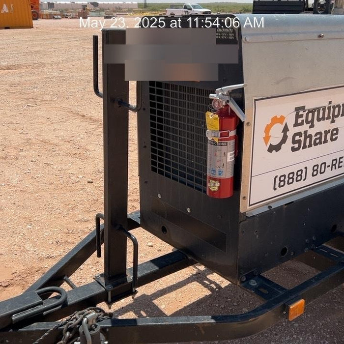 2019 Lincoln Electric Vantage 322 Welder Ready-Pak 3, Two wheel trailer, Fender and Light kit, Cable Rack