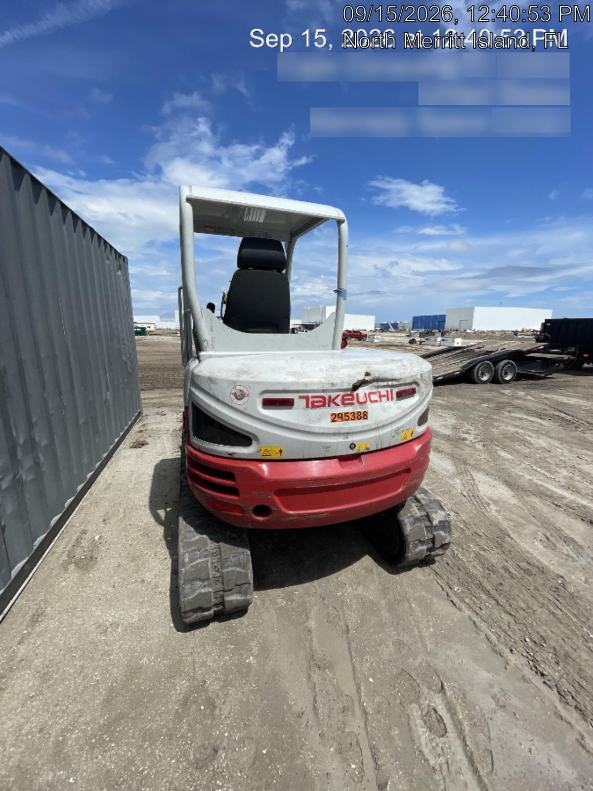 2023 TAKEUCHI TB250-2R