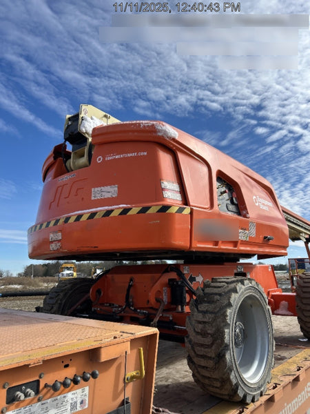 2022 JLG 660SJ