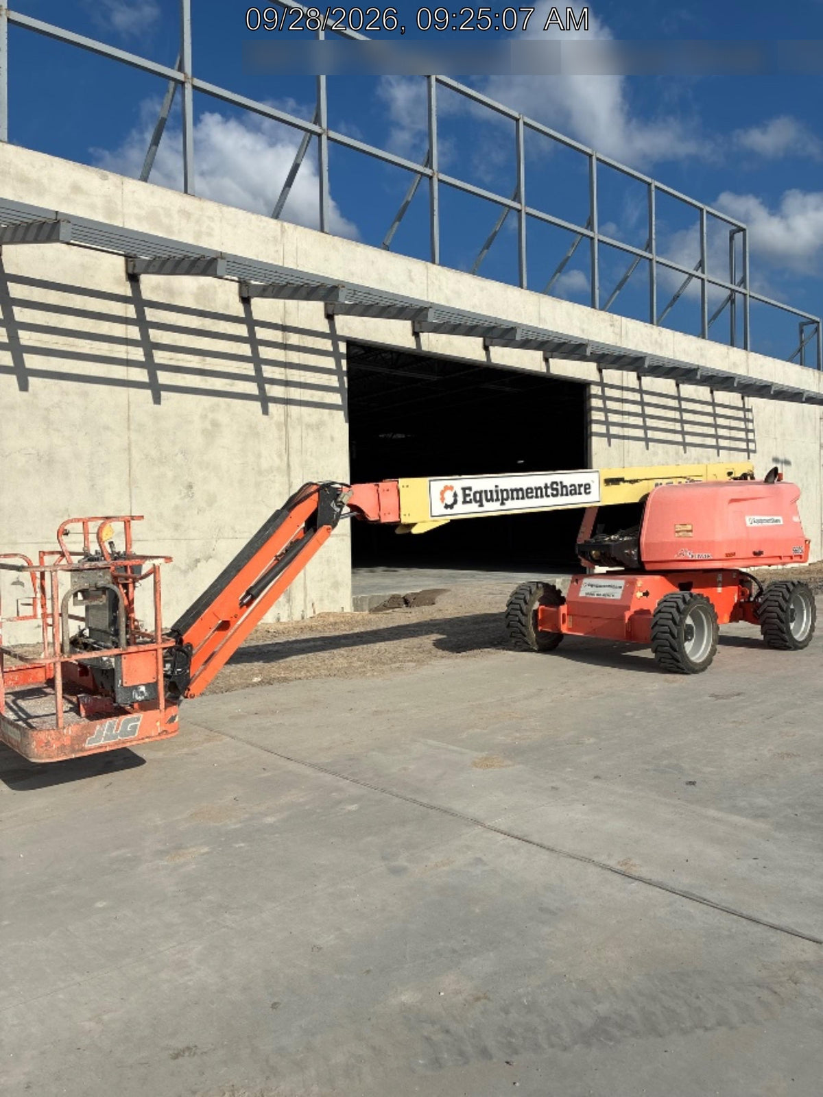 2021 JLG 660SJ
