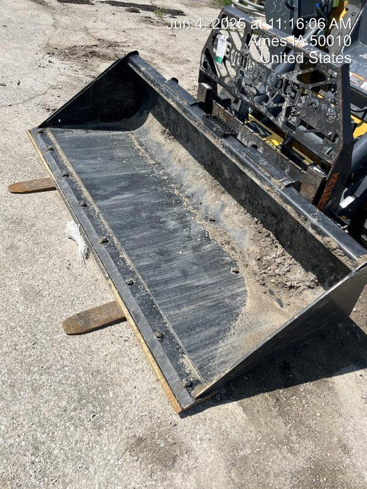 2025 JOHN DEERE 84" Bucket - John Deere