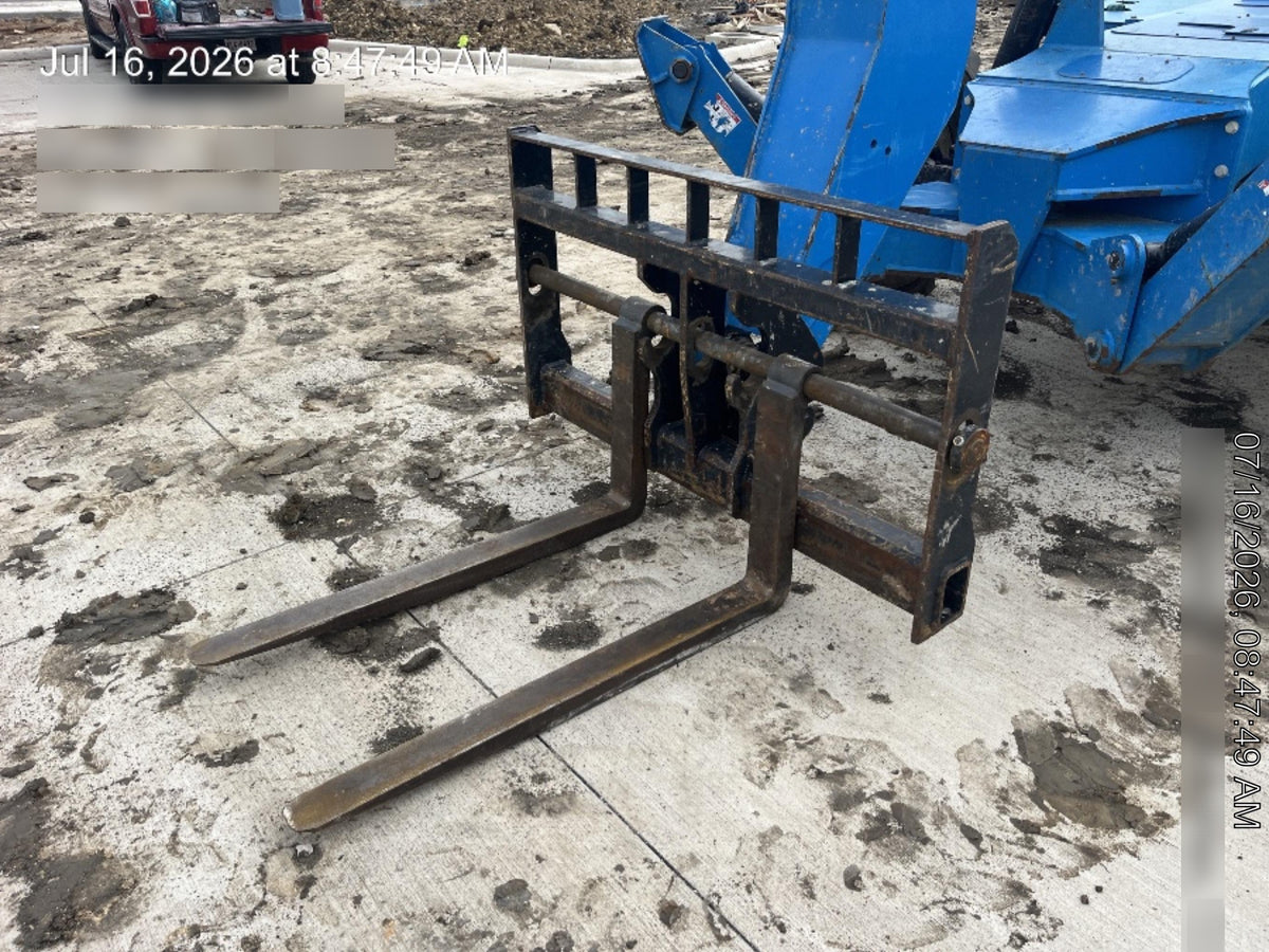 2017 Genie GTH-1056 Genie GTH1056, Solid Tires, 60" carriage, Light Kit, Open ROPS