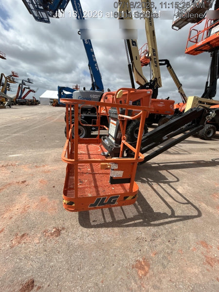 2025 JLG 660SJ