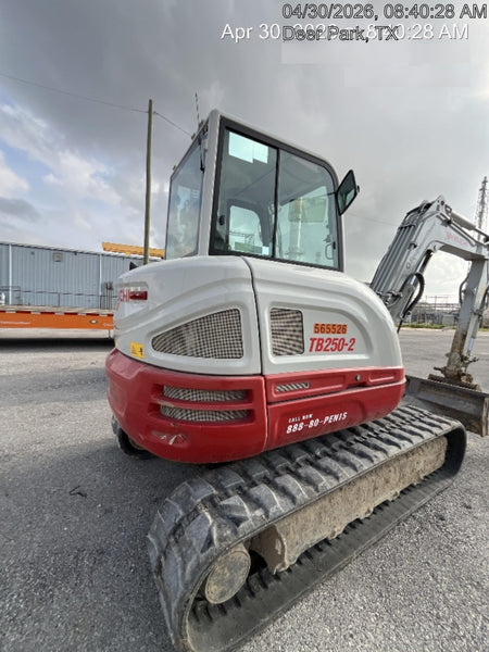 2025 TAKEUCHI TB250-2CR