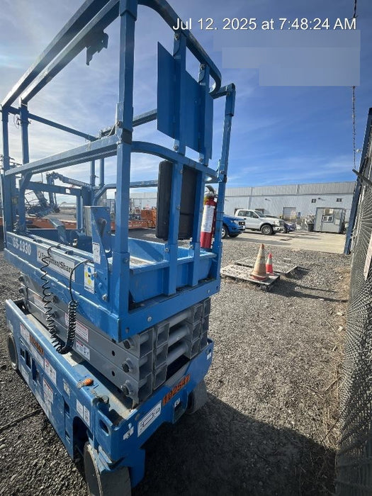 2020 Genie GS-1930 Solid Non Marking Tires, Beacon, Folding rails with half height swing gate, 800W Inverter