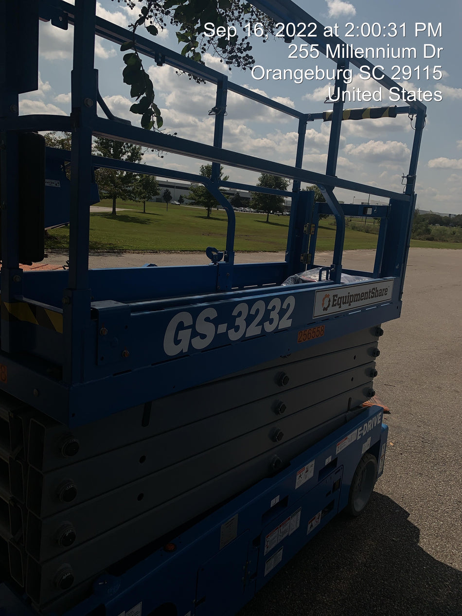 2022 GENIE GS-3232