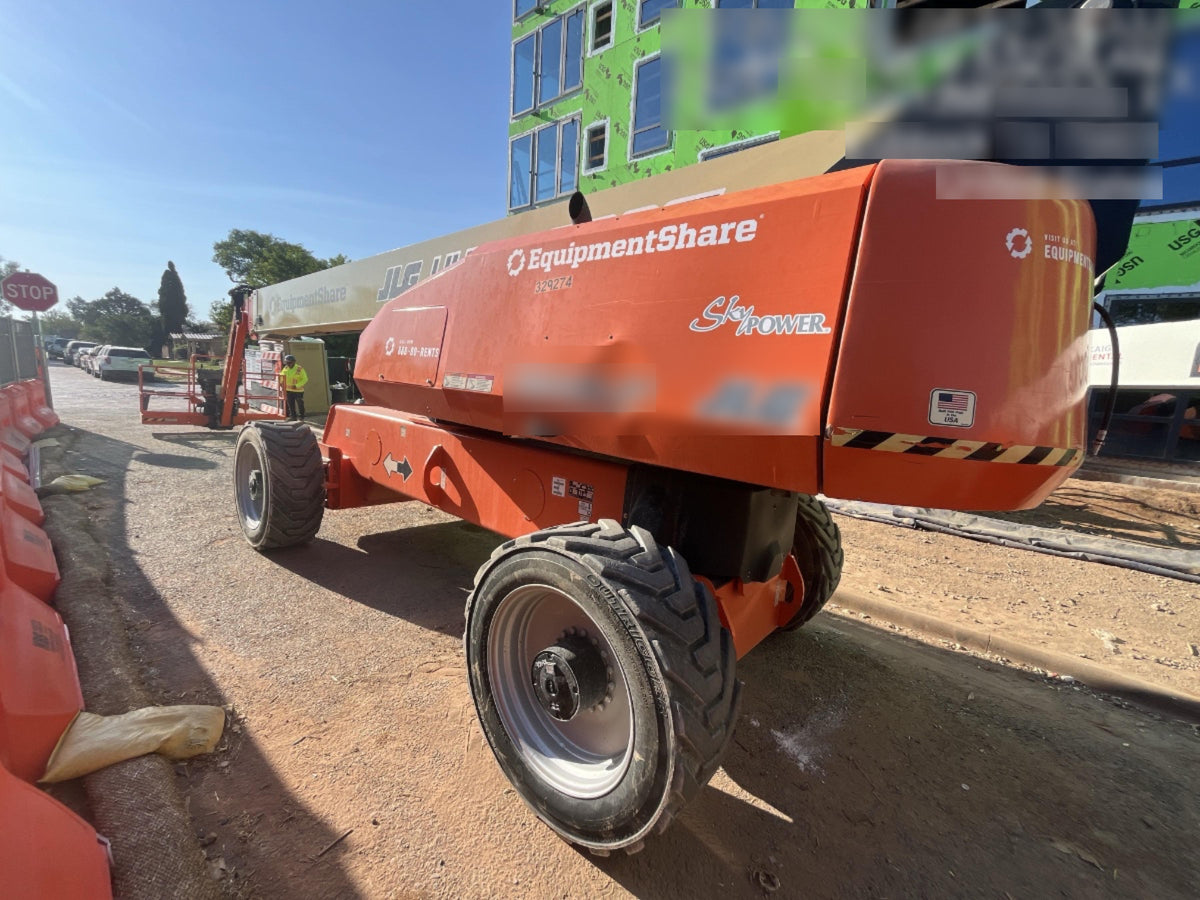 2023 JLG 1200SJP