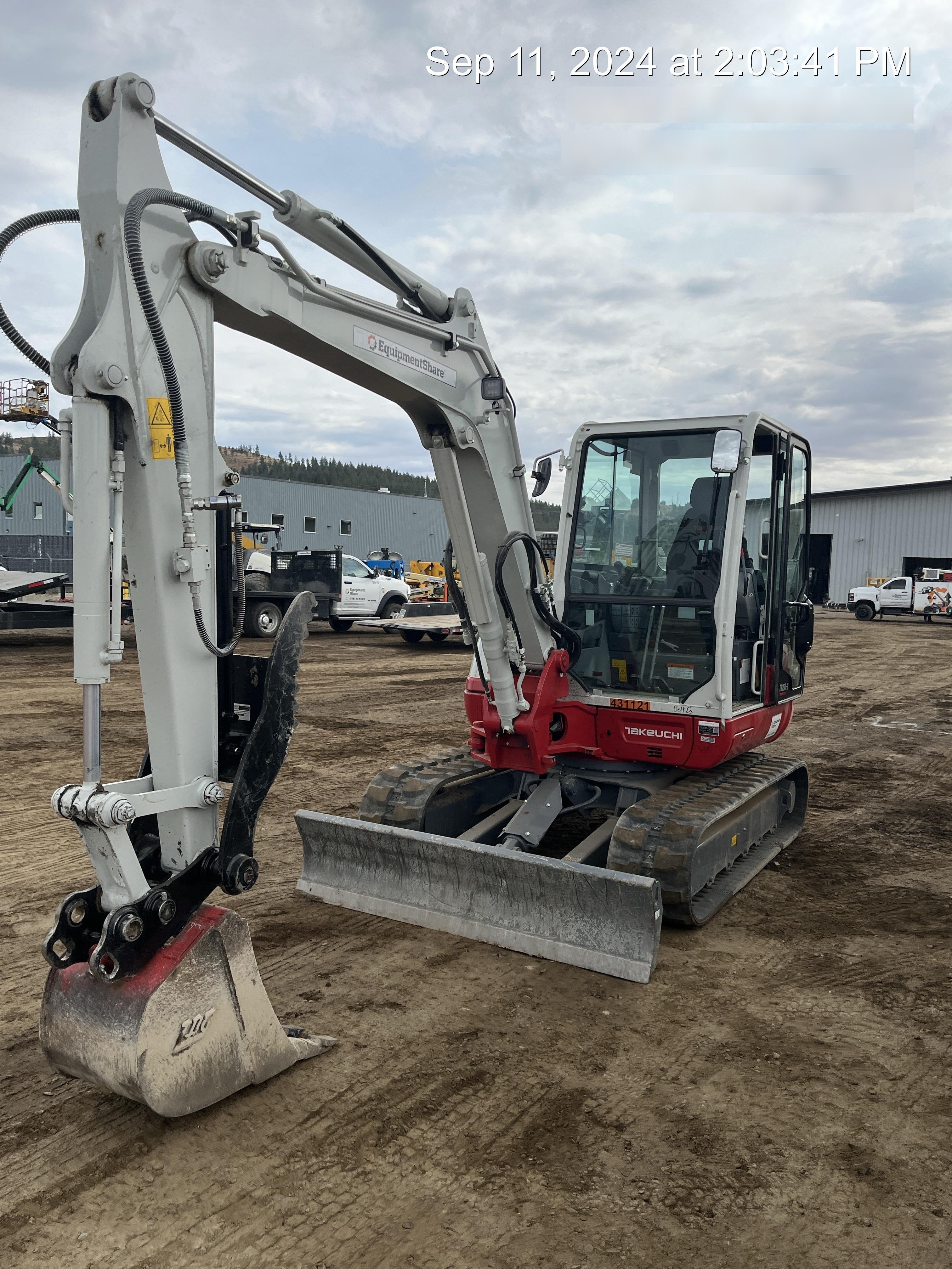 2024 TAKEUCHI TB250-2CR