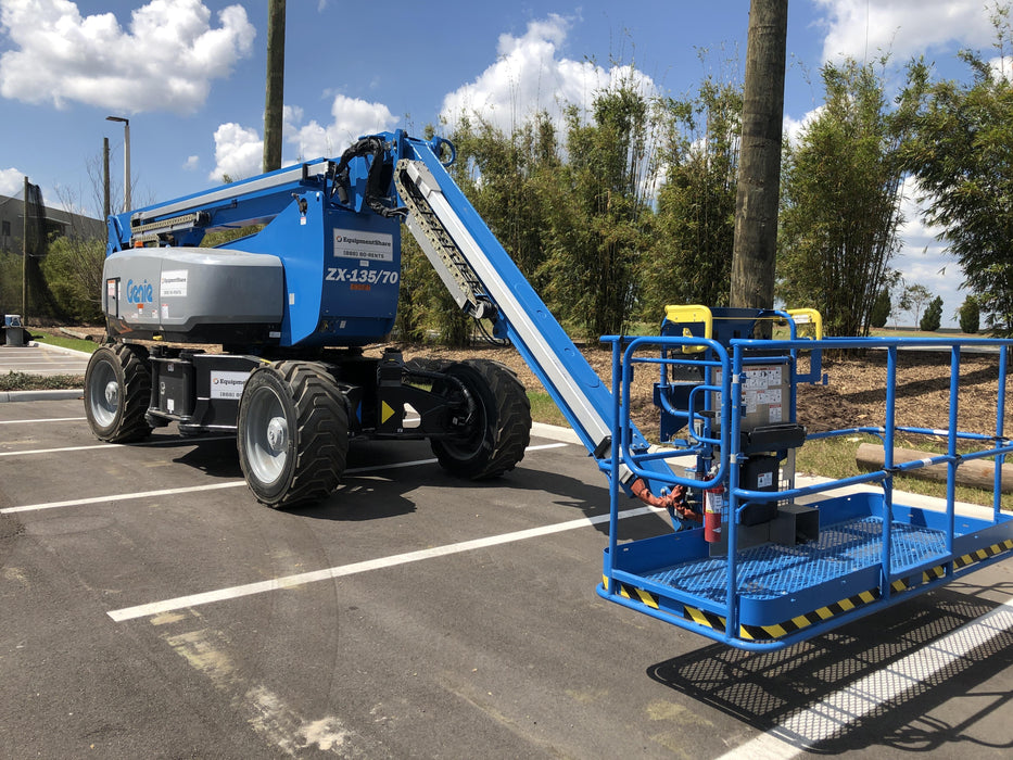 2020 GENIE ZX-135/70