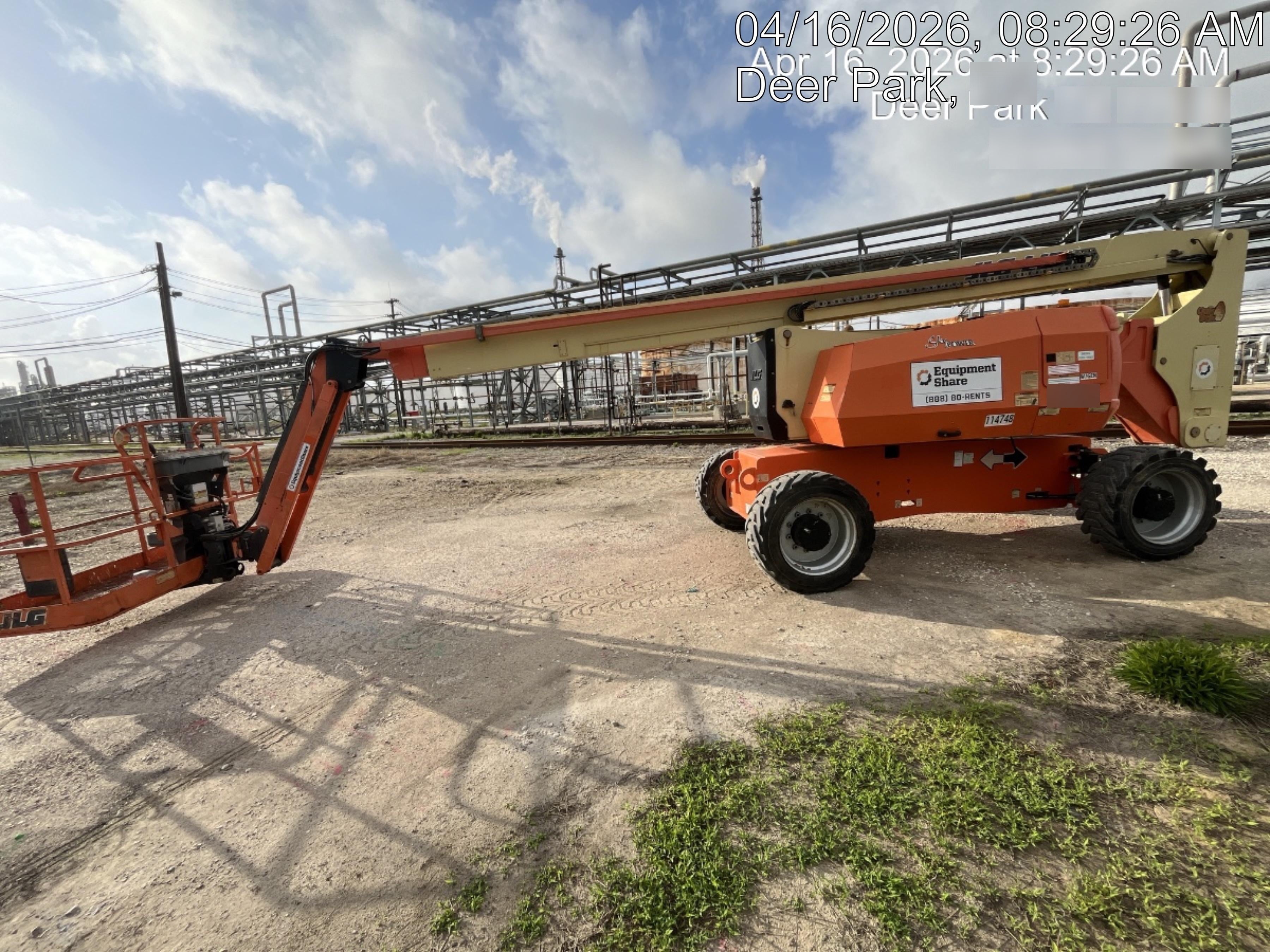 2021 JLG 800AJ