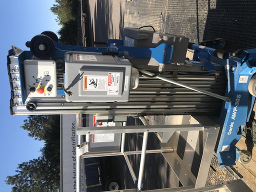 2019 GENIE AWP-30S