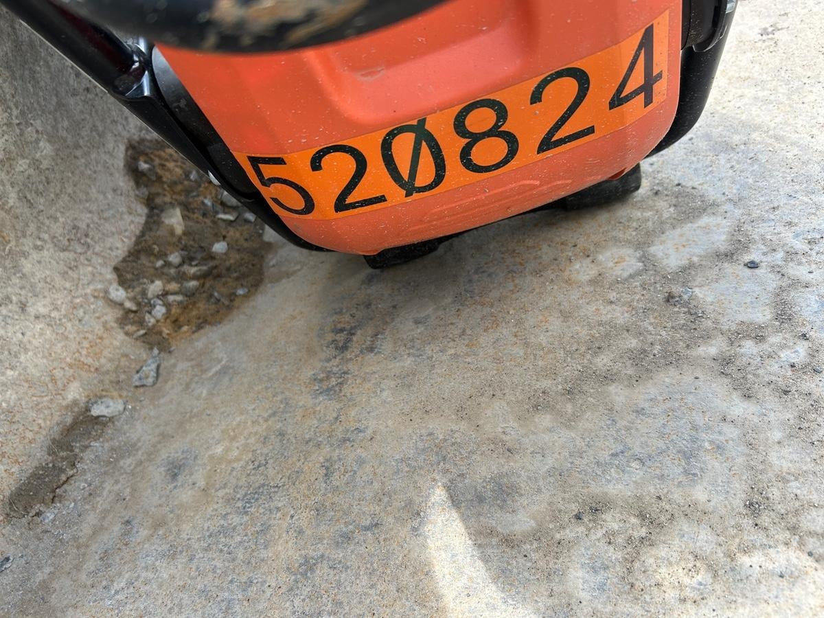 2025 HUSQVARNA LT6005