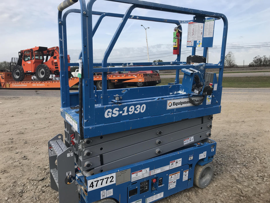 2019 Genie GS-1930 Fixed Rails with Chain Entry