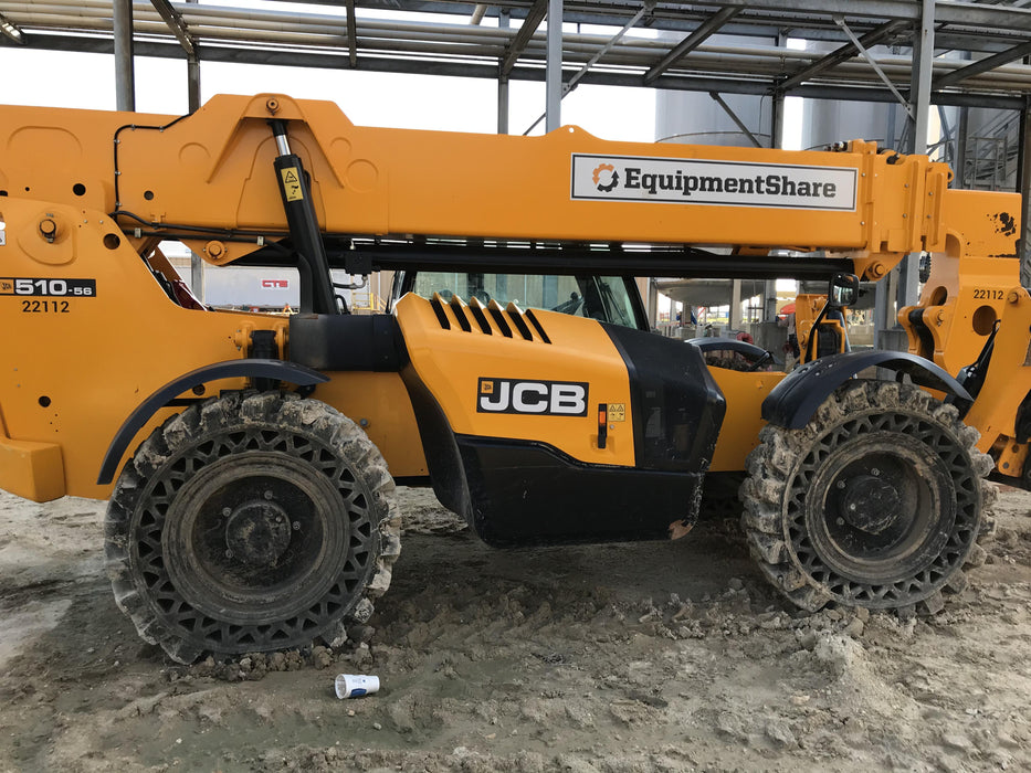 2018 JCB 510-56 JCB 510-56 Telehandler 74 HP w/CAB/HVAC, Beacon, Worklights, Aux Hydraulics, Solid Tires, 60" Carriage/Forks