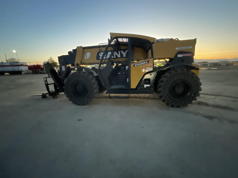 2023 SANY STH1256