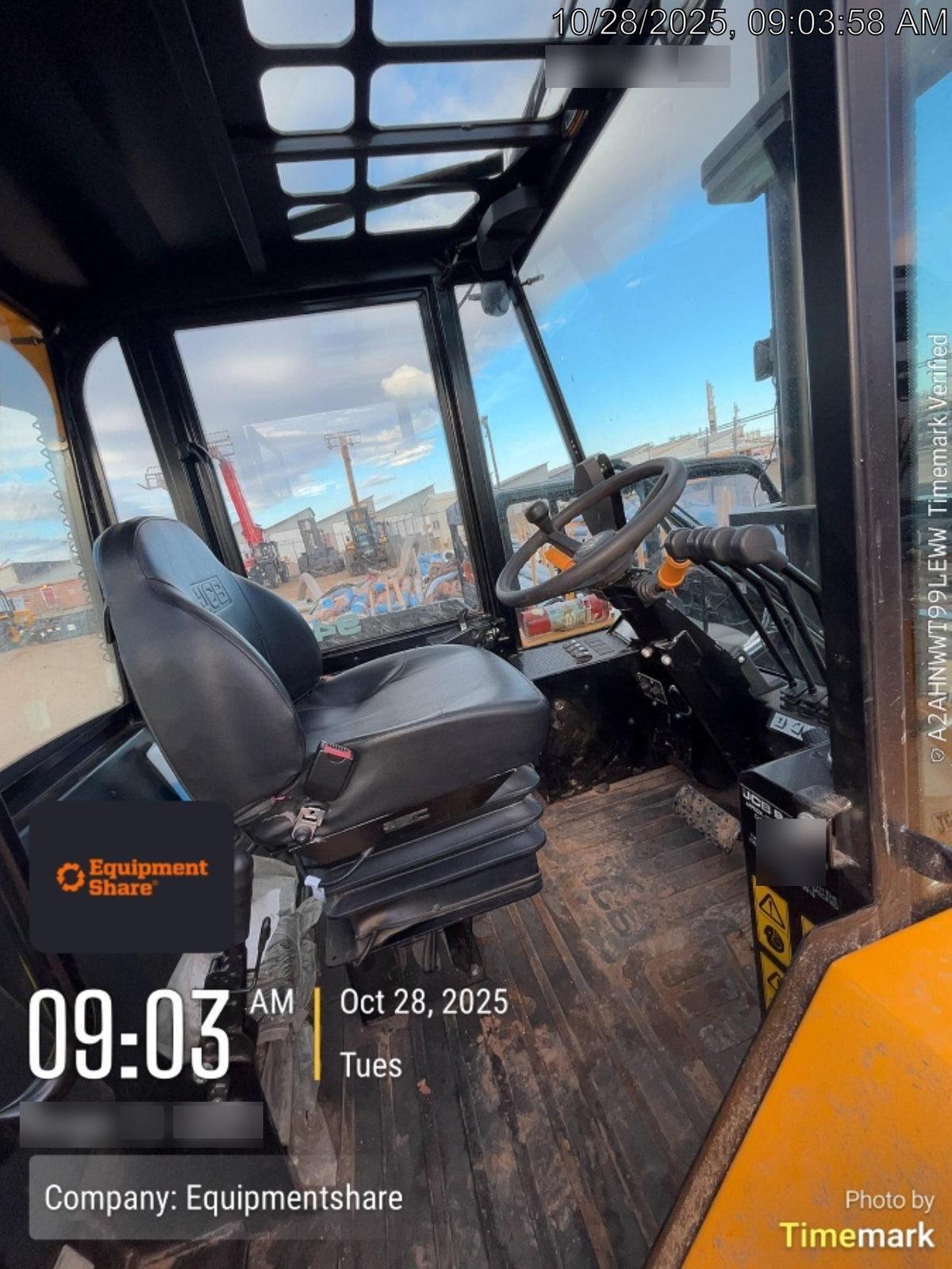 2025 JCB 940-4
