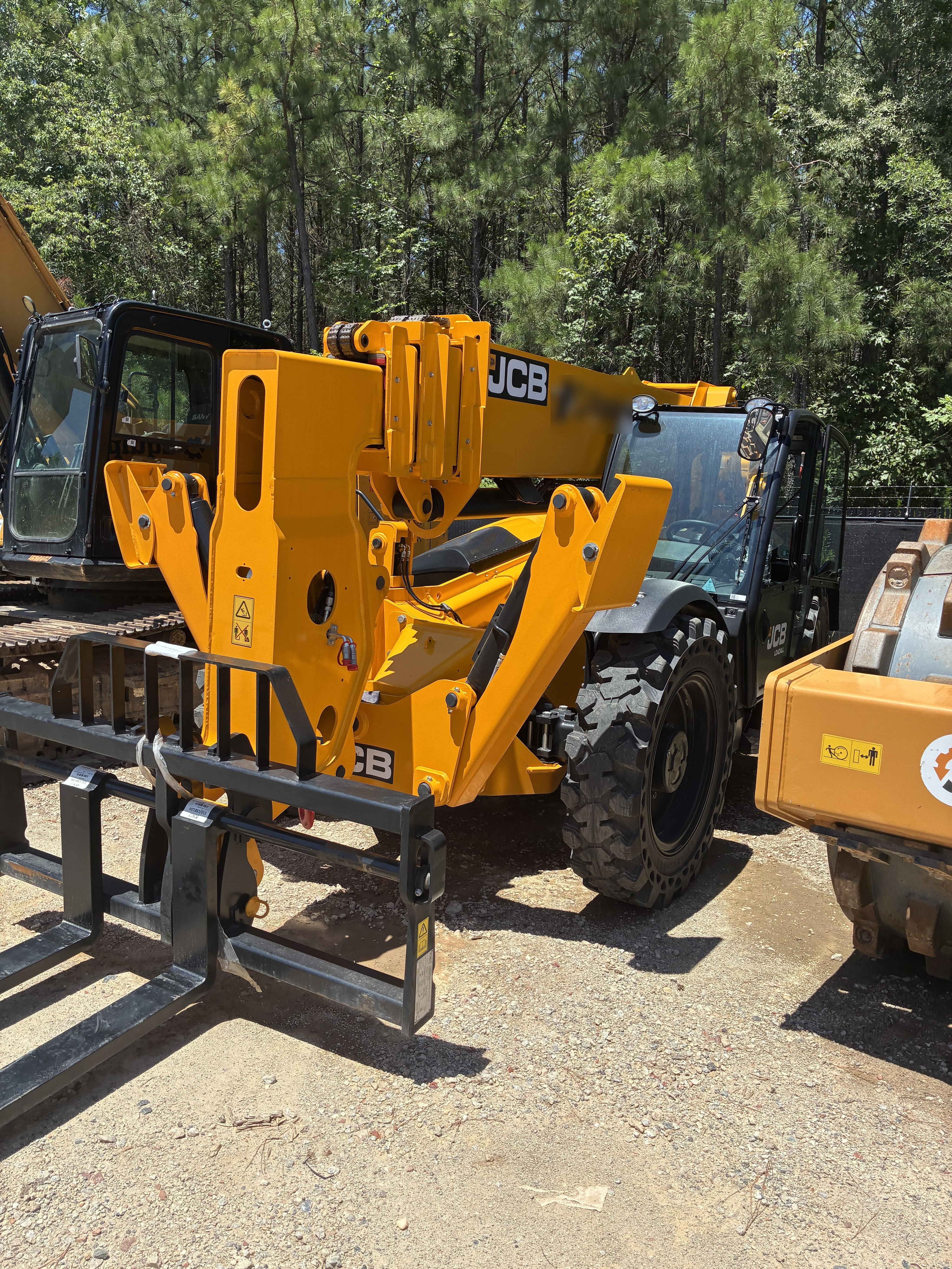 2026 JCB 510-56