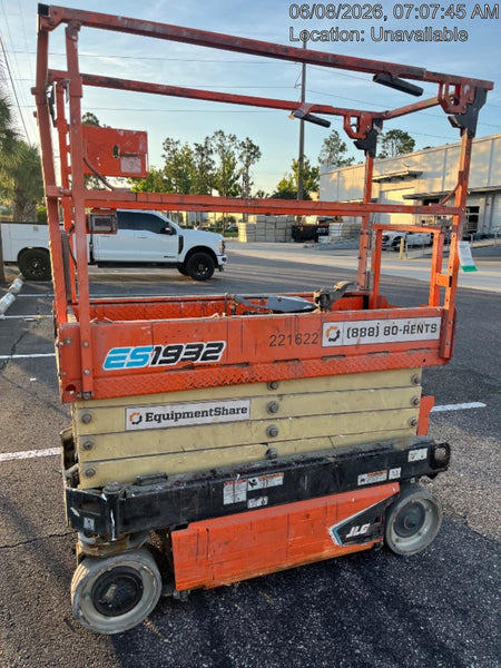 2022 JLG ES1932