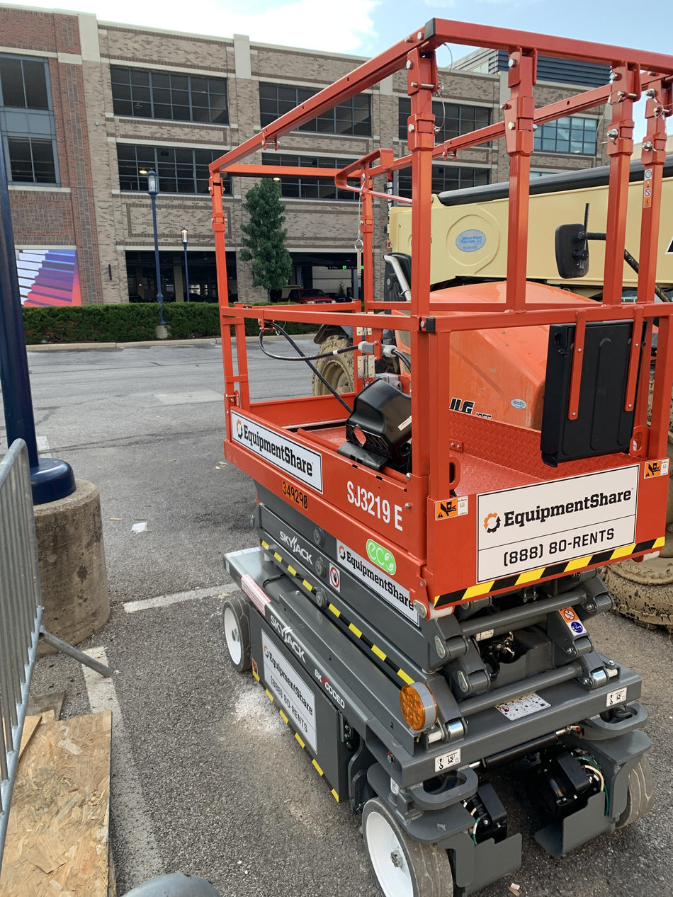 2023 SKYJACK SJ3219