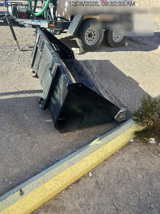 2021 TAKEUCHI 48" Pallet Forks - Takeuchi