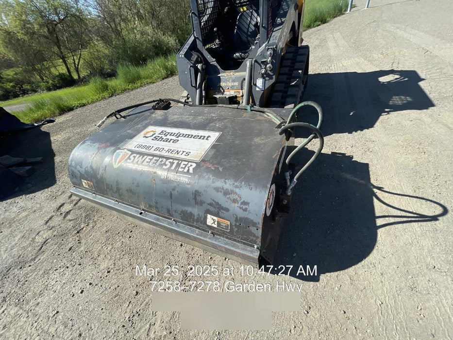 2019 PALADIN Sweepster SB72