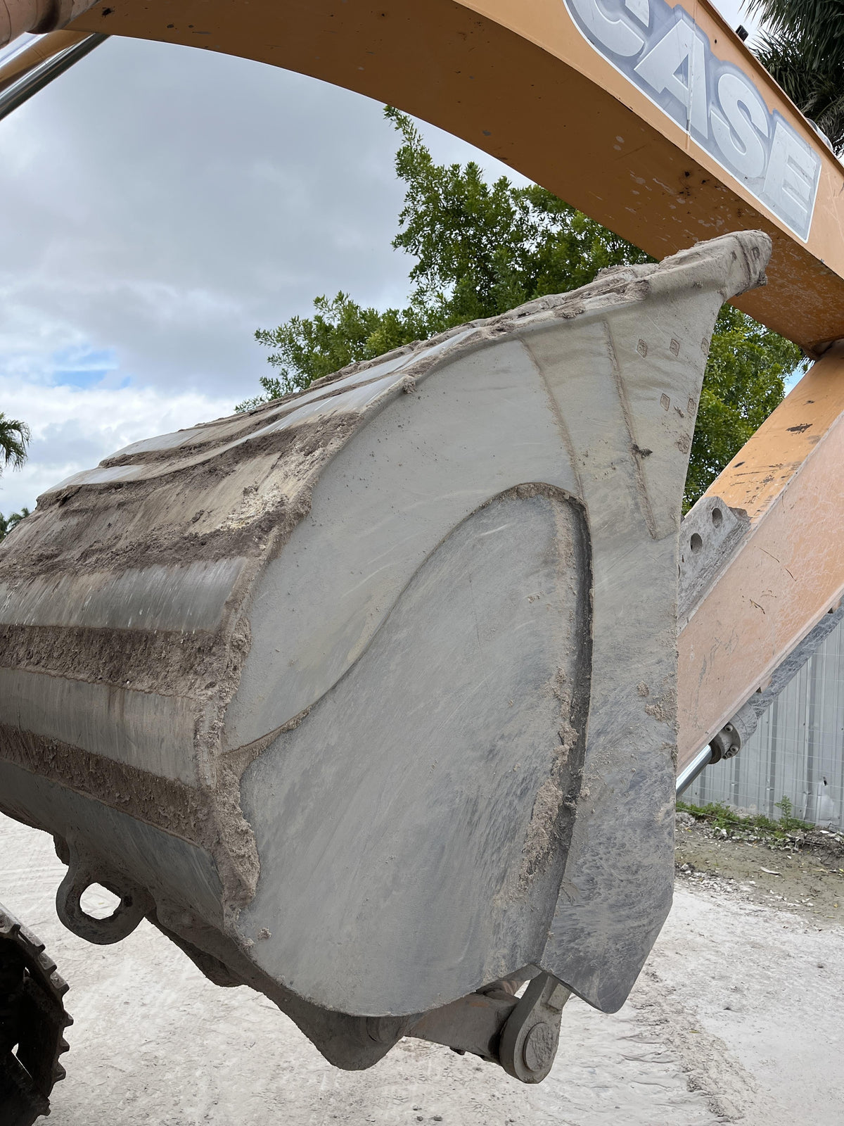 2016 CASE 60" Tooth Bucket - Case