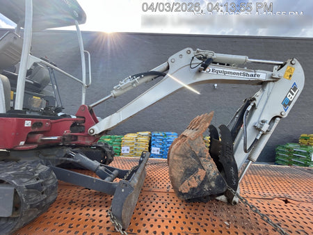 2022 TAKEUCHI TB20e