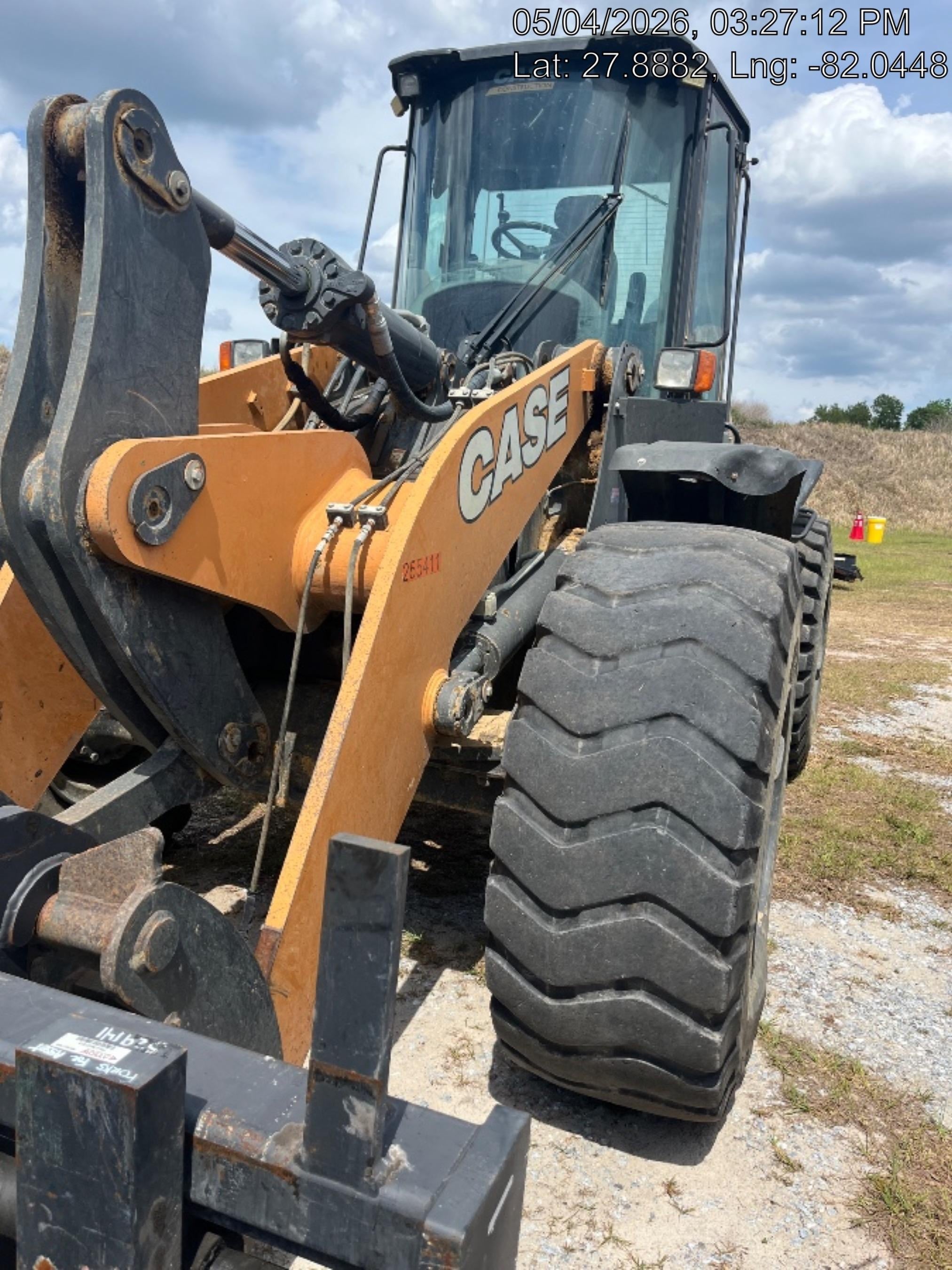 2022 CASE 821G