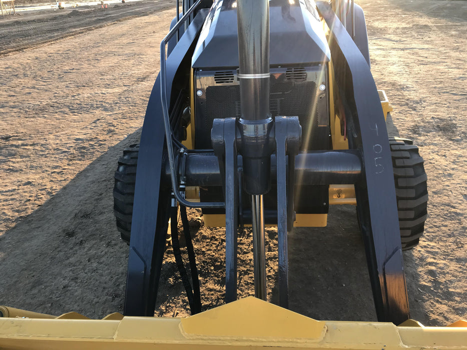 2020 John Deere 310LEP - Extendable Stick Canopy, 4WD, Extendable Stick, Pilot Controls, 2 Way Hydraulics, TAG Manual QC