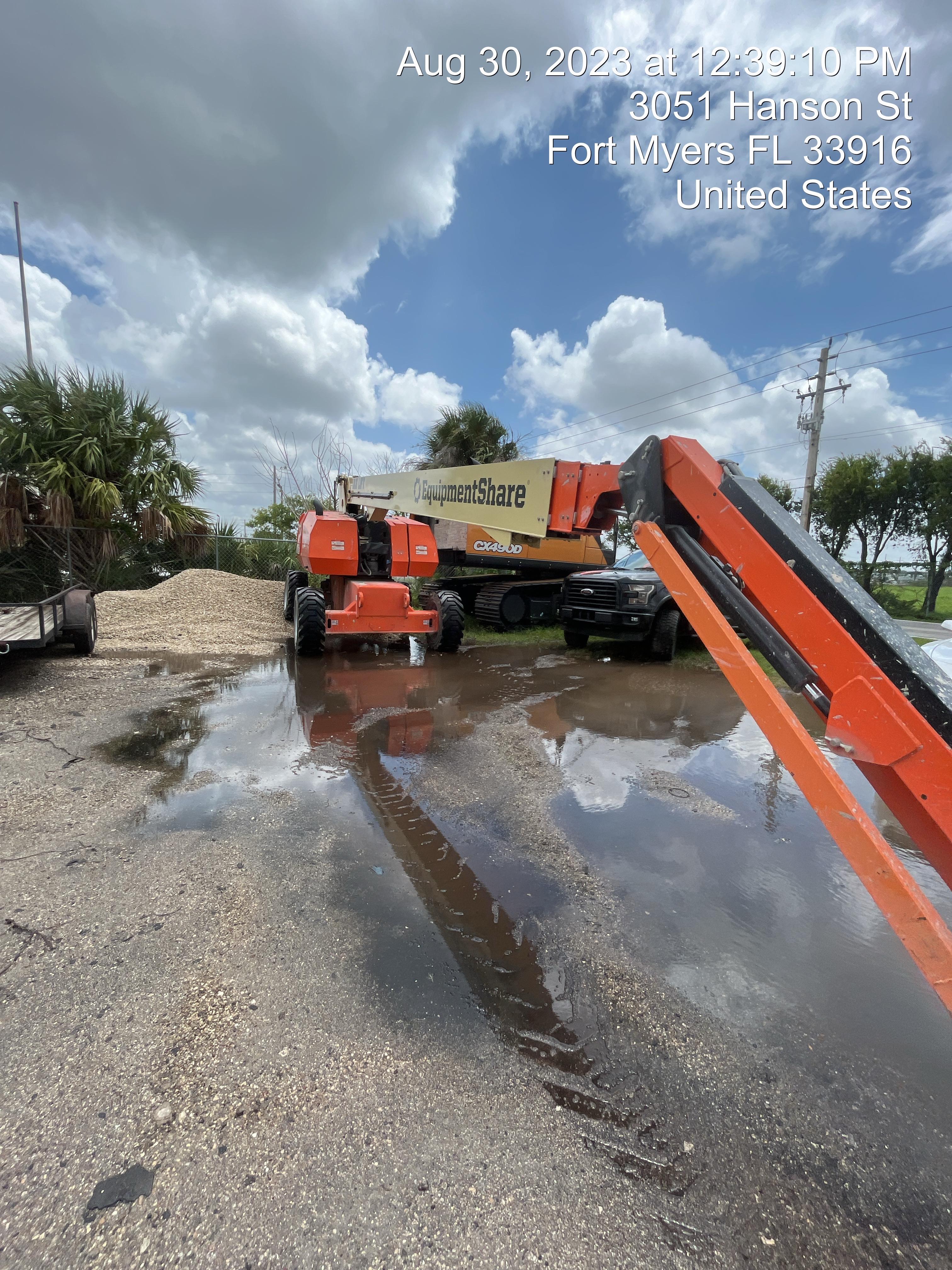 2022 JLG 860SJ